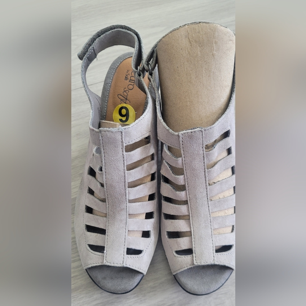 NWOB Euro Soft by Sofft